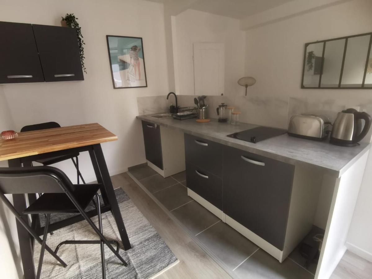 Studio Cosy Et Renove A 2 Pas Gare Reims Centre - Rue Leilighet Eksteriør bilde